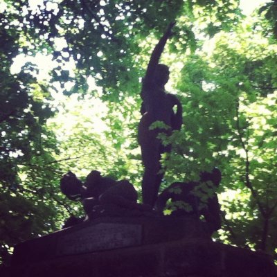 PERE LACHAISE SCULPTURE.jpg