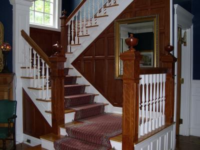 staircase_stripping