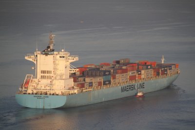Maersk Jambi - 22 jul 2012_5143.JPG