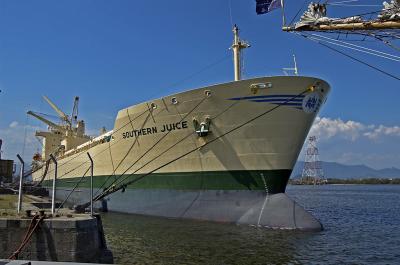 Southern Juice Berthed