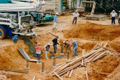 Early construction 97/98 preparing the footing pads