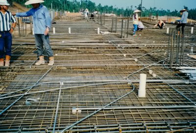 Early construction 97/98 Rebar as far as the eye can see