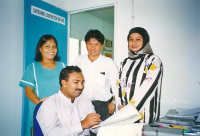Early construction 97/98 a happy team