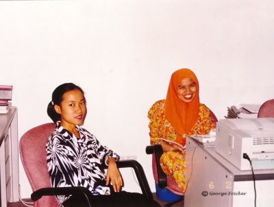 06/02/1994 the sweet girls at the Radicare office