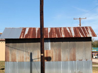 Storage shed in Arp