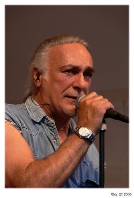 Mike Starrs (vocals), Lake