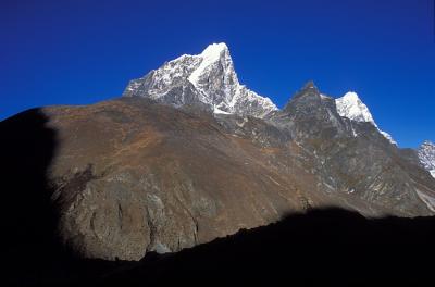 Sunrise from Dingboche: Taboche and Cholatse