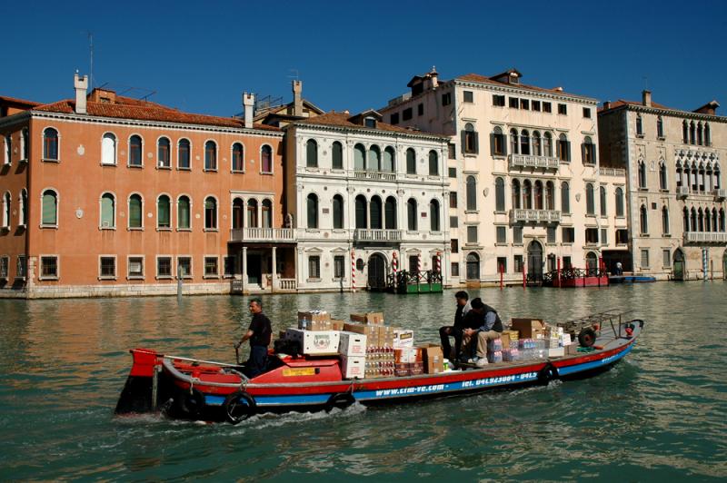 Deliveries in Venice
