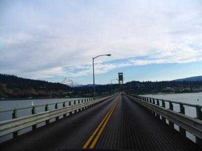 051 Hood River Bridge and Mt Hood.JPG