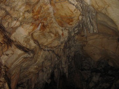 671-Cave Ceiling