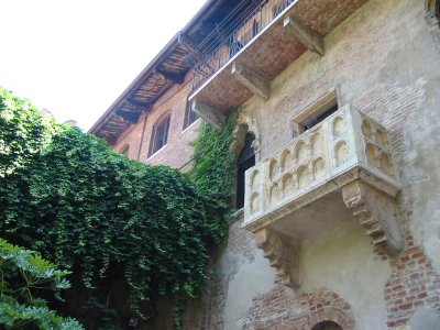 795-Giulietta's Balcony