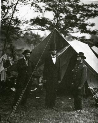 wLincoln in Tent p.280.scan.jpg