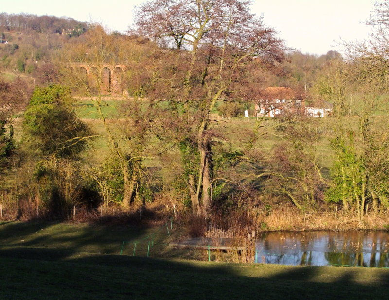 Newbarn  Farm  and  Eynsford  Hill