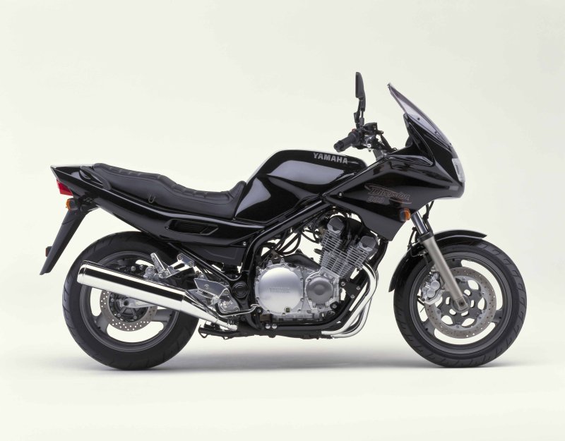 Yamaha XJ900S Diversion