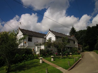 Cottage  by  entrance  to  Oldlands.