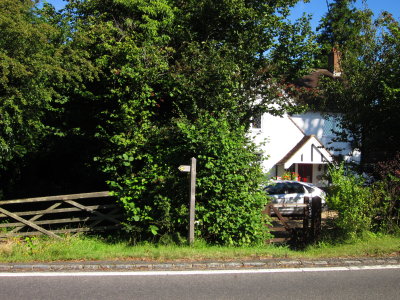 The Wealdway path arrives at Blackboys.