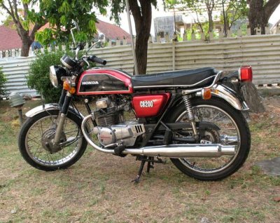 Honda  CB200,  4/1977  -  8/1977