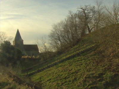 Mount  Bures ;relationship  twixt  church  and  motte