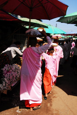 Buddist nuns in the market