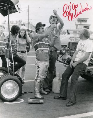 Ed Ace McCulloch & Waterbed Fred nitro check in lanes R.jpg