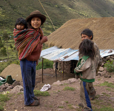Children in Pampacorral