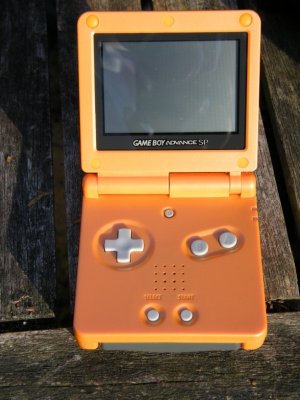 Gameboy Advance SP - metallic orange