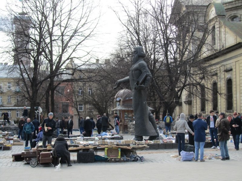 the booksellers market