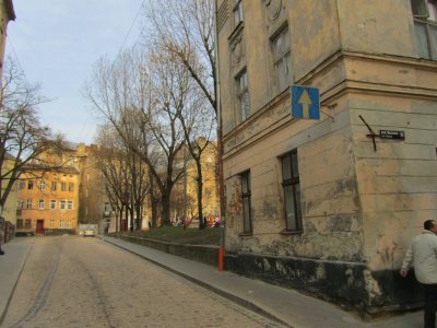 on Syanska street, in a part of town where there were several synagogues before the war