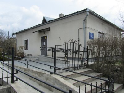 the town museum, which has a small historical display