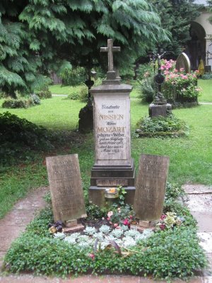 Mozart's wife's grave