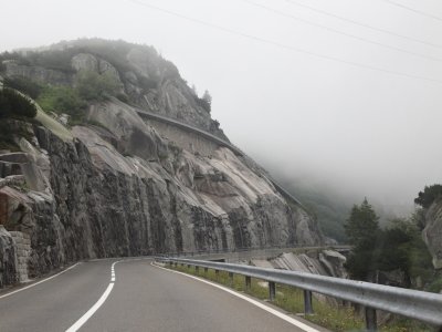 approaching the Grimsel pass, the scenery is disappearing into fog