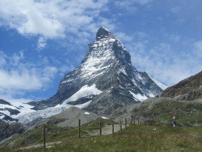 it's very hard not to keep taking pictures of this mountain!