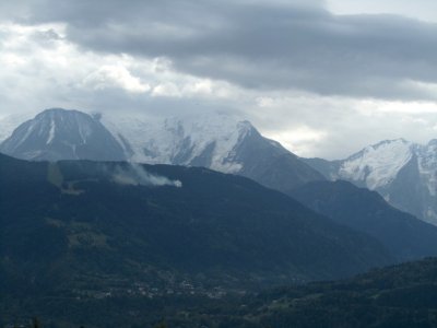 ...and the view down to Chamonix