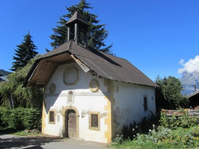 baroque chapel in the hamlet of Les Plans, above Saint-Gervais-les-Bains