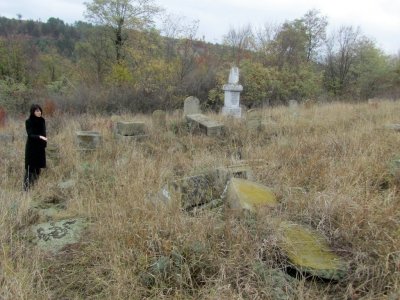 there are also sections for Bukovina Jews brought here during the war