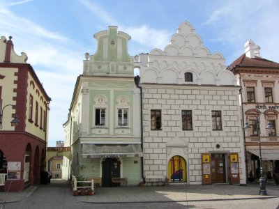 most of the central buildings date from the 16th century