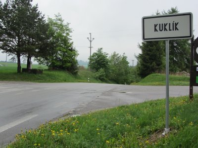 after a few hours' drive, we reach Kuklík, where Jay's great-grandmother Karolína Chvála was born