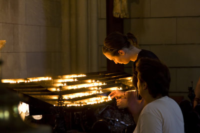 Lady Praying : Zagreb Cathedral