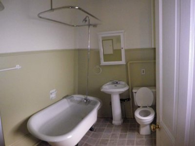 Apt 3 Bathroom