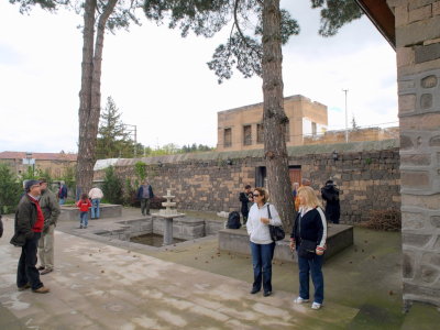 P5153045-1.JPG