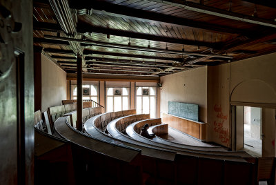 University SG., abandoned...