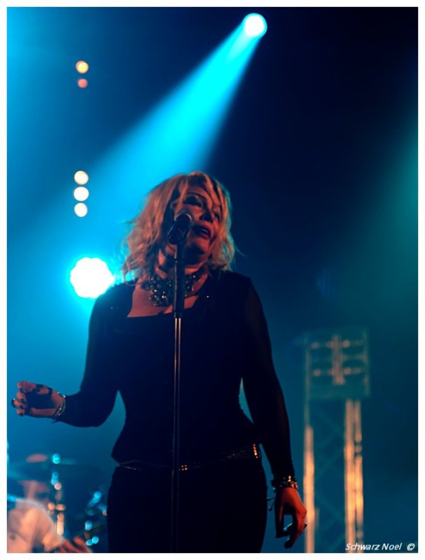 KIM WILDE 32.jpg