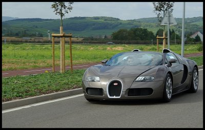 Bugatti Veyron Location 3.jpg