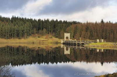  Llyn Alwen & Dam