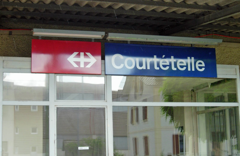 Arrival in Courttelle.