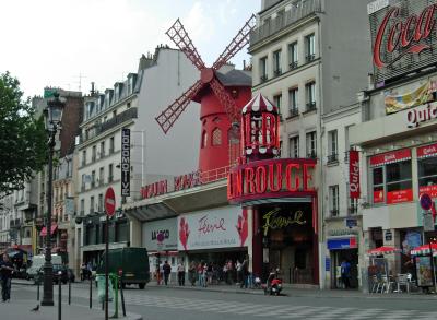 The infamous Moulin Rouge. I'm living just around the corner.