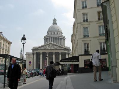 The Pantheon as seen from rue Soufflot.
