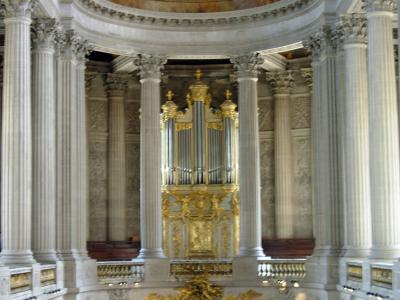 The interior of the royal chapel, where the King heard mass every day.