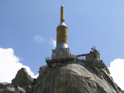 The weird rocket-like thingy at the summit of Aiguille du Midi.