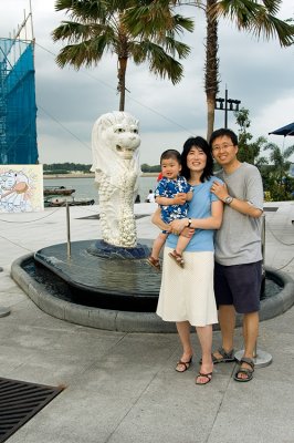 Merlion Family Picture